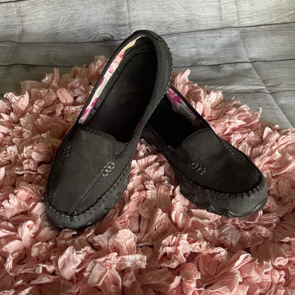 Skechers Relax Memory Foam Slip On Women’s Shoes Size 7 Black